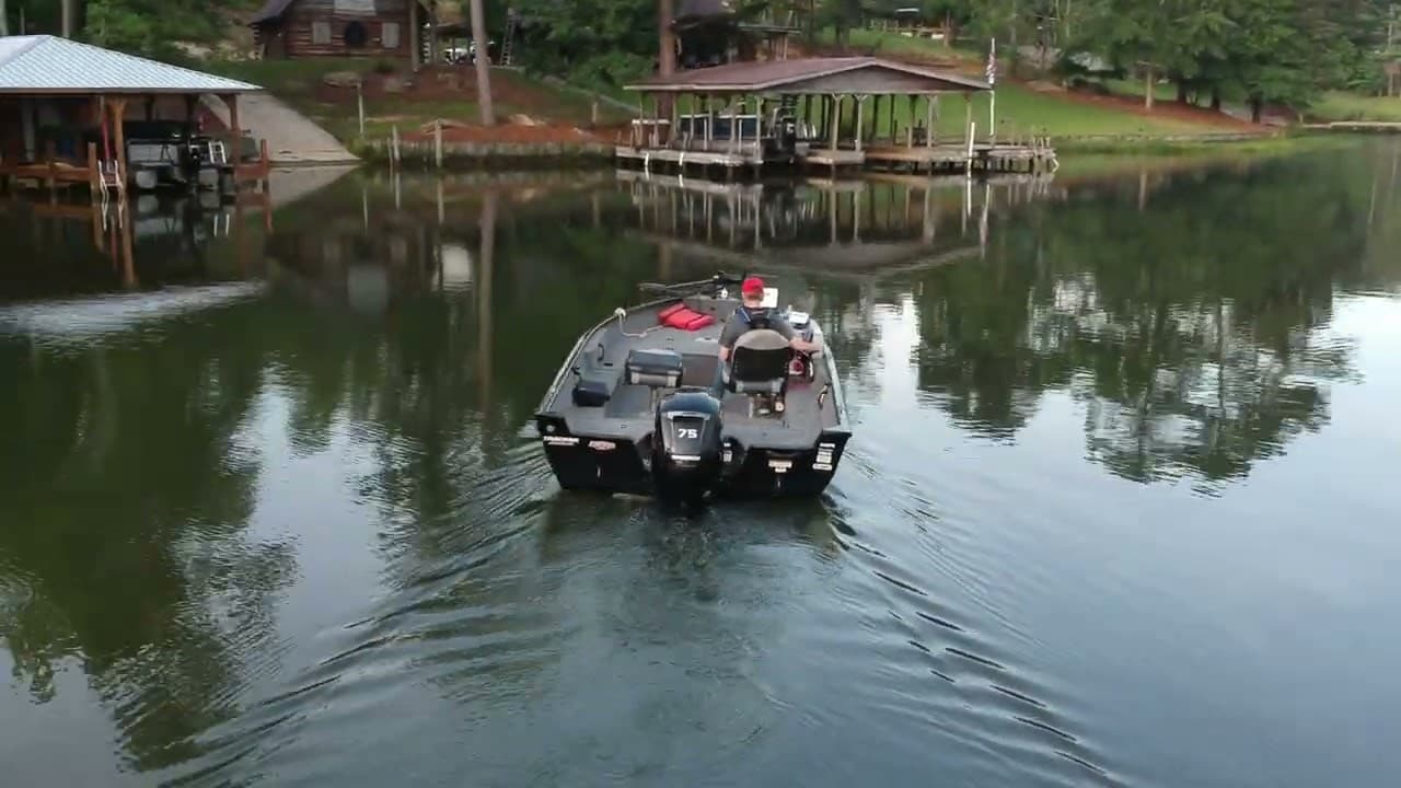 2019 Tracker Pro Guide V-16 SC video