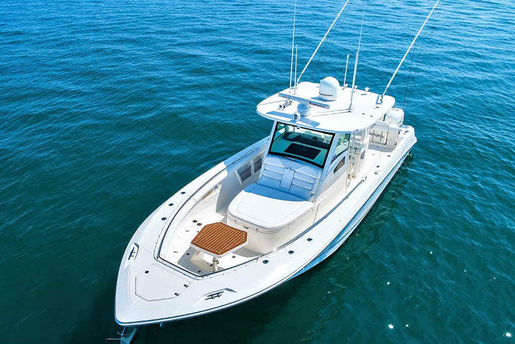 2014 Boston Whaler 370 Outrage thumbnail 1