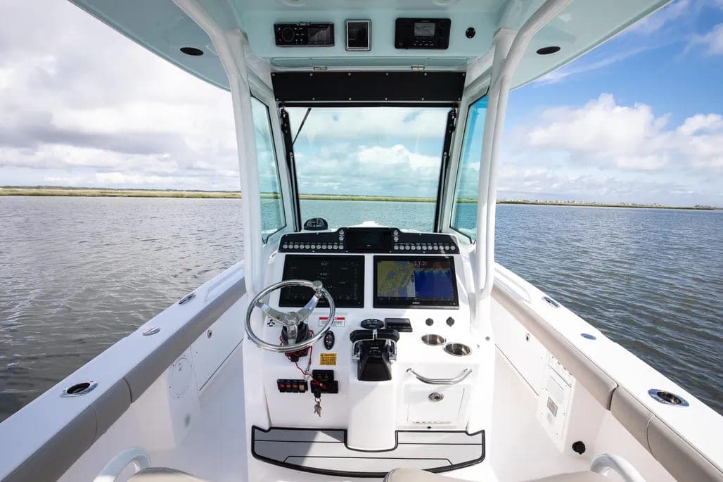 2019 Everglades 273 Center Console thumbnail 1