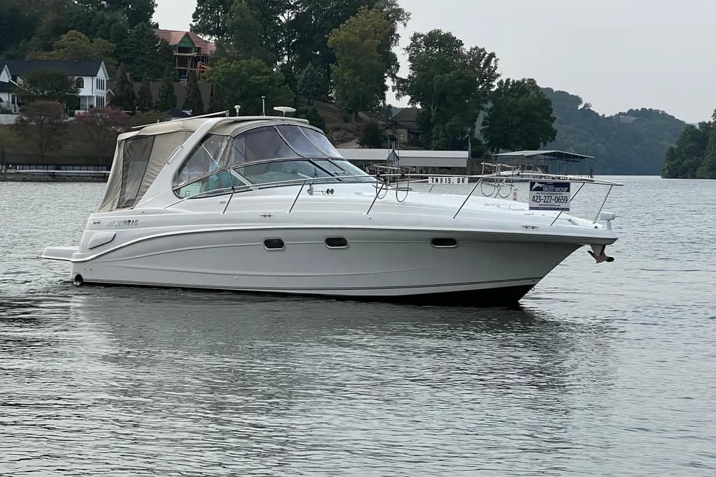 2002 Four Winns 348 Vista