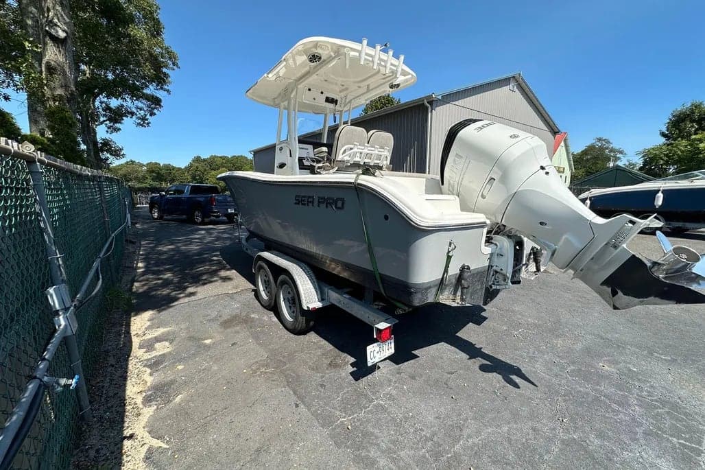 2021 Sea Pro 239 Center Console thumbnail 1