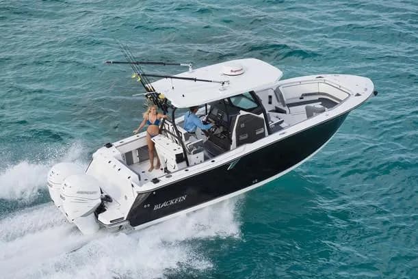 2024 Blackfin 272 CC thumbnail 2