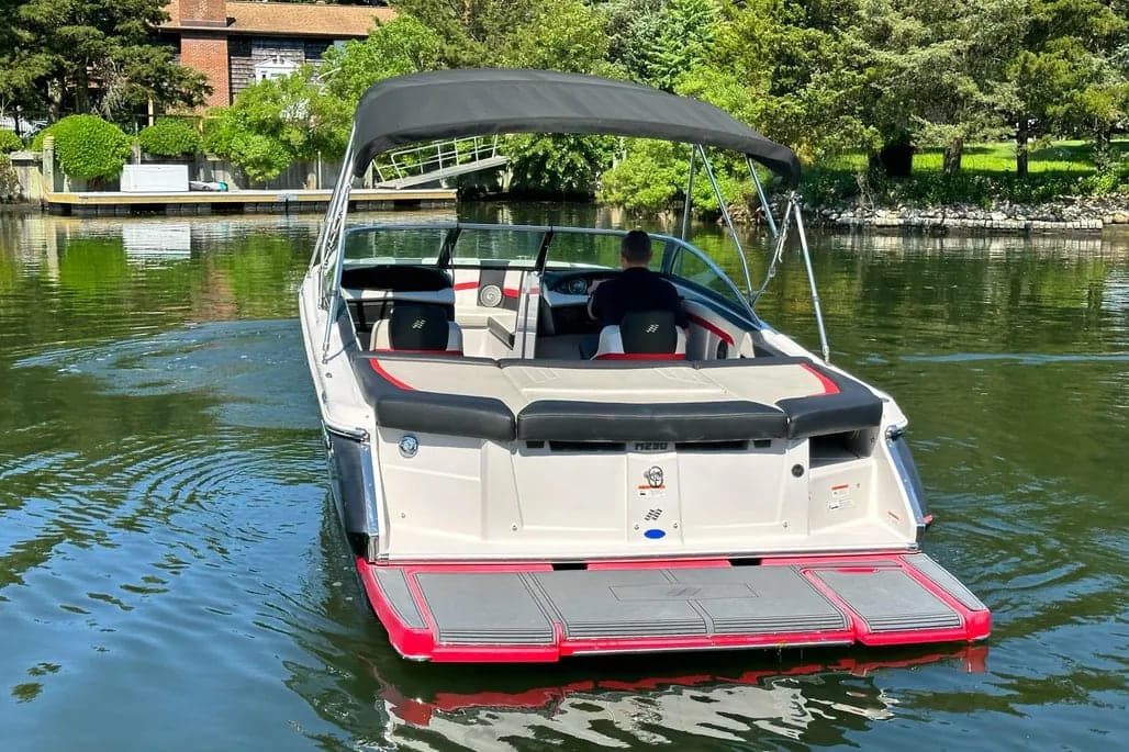 2015 Four Winns H230SS thumbnail 1