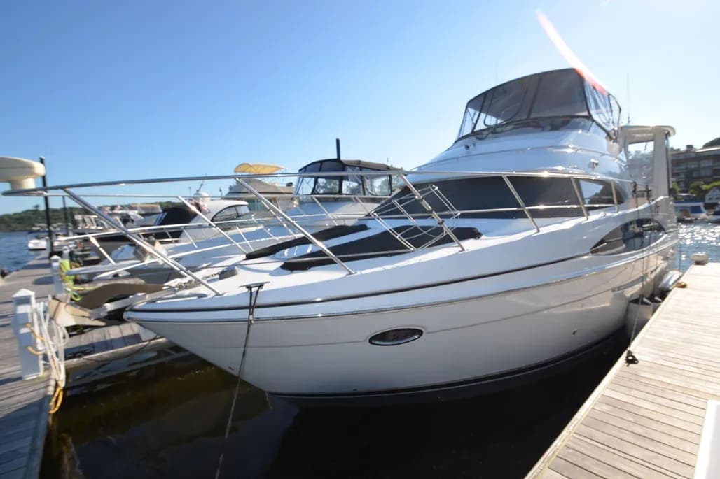 2003 Carver 396 Motor Yacht