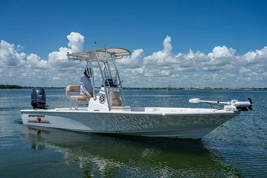 2020 Sportsman Tournament 214 Bay Boat thumbnail 1
