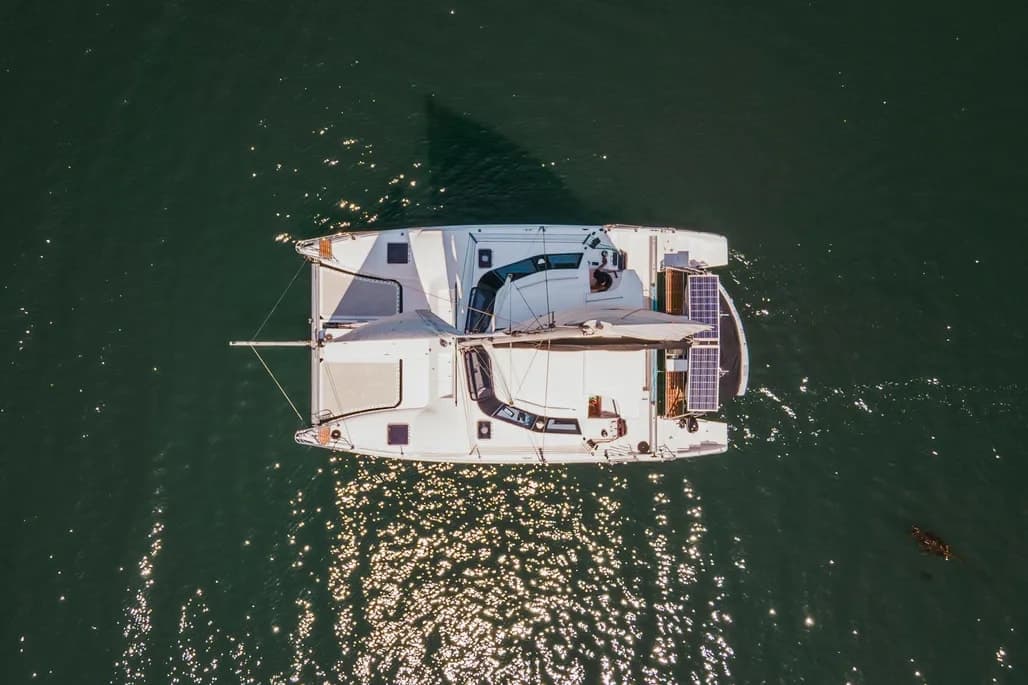 2013 Seawind Seawind Catamaran thumbnail 2
