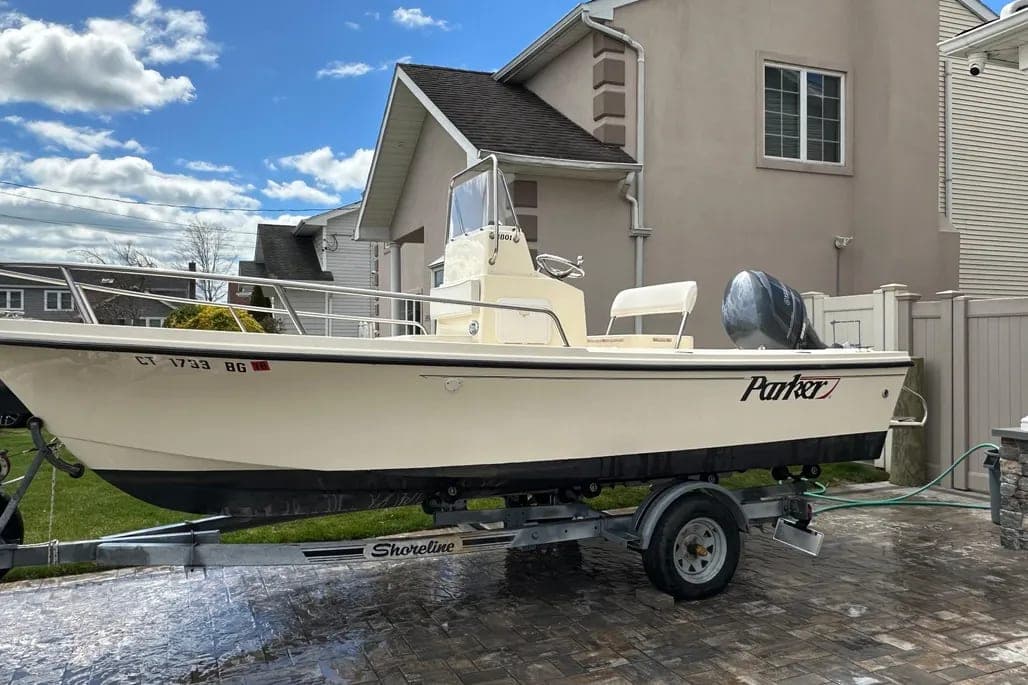 2013 Parker 1801 Center Console