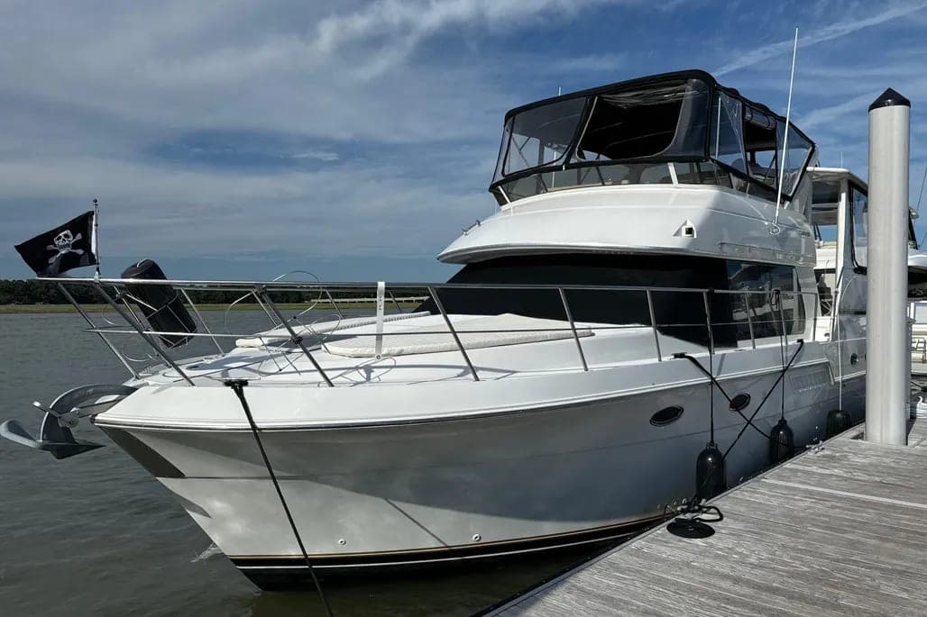 1999 Carver Carver 406 Aft Cabin Motor Yacht thumbnail 1