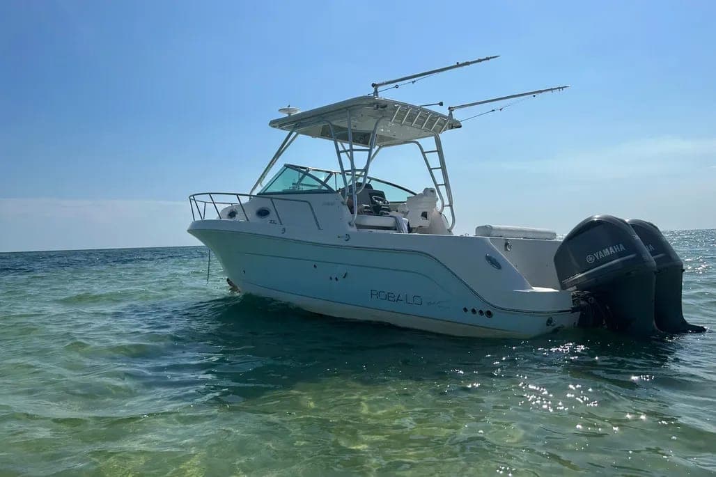 2015 Robalo R305 Walkaround thumbnail 2