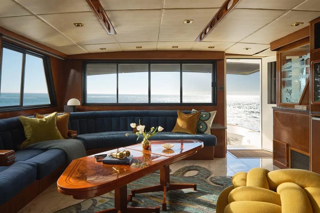1981 Hatteras Motoryacht thumbnail 1