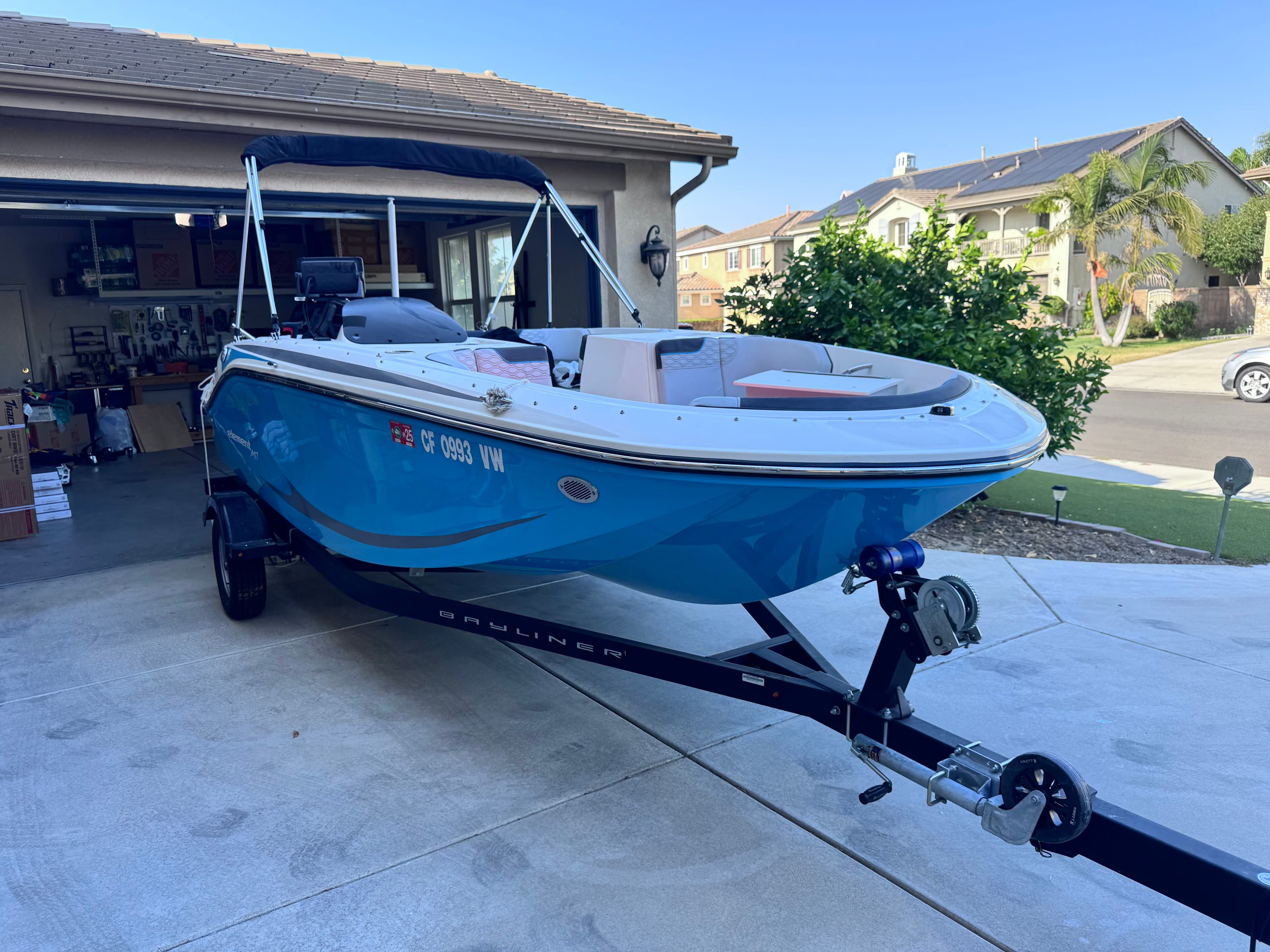 2023 Bayliner M17