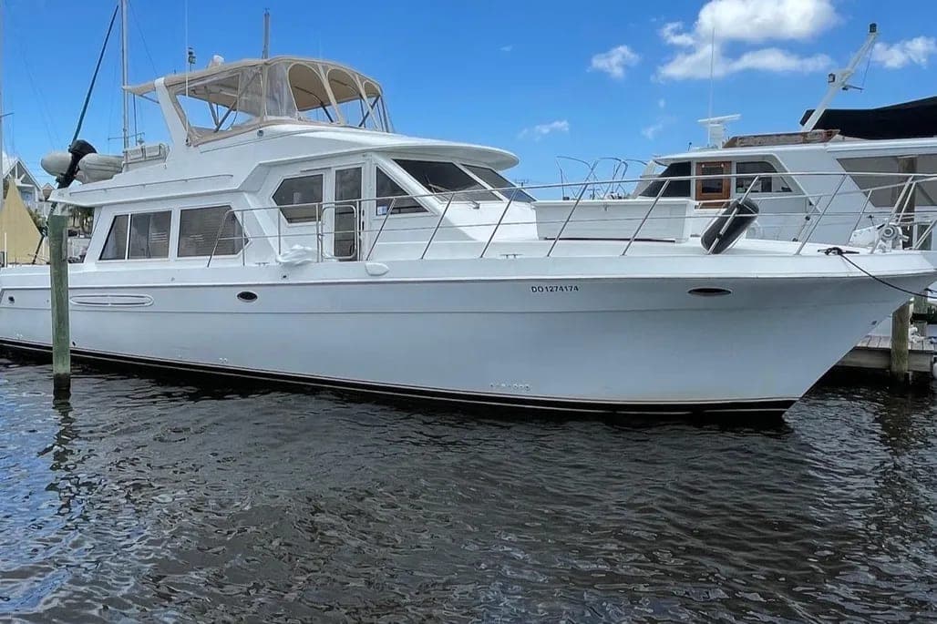 2003 Navigator 57 Rival thumbnail 2