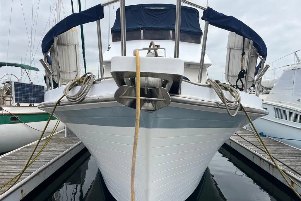 1988 CHB 46 Motor Yacht thumbnail 1