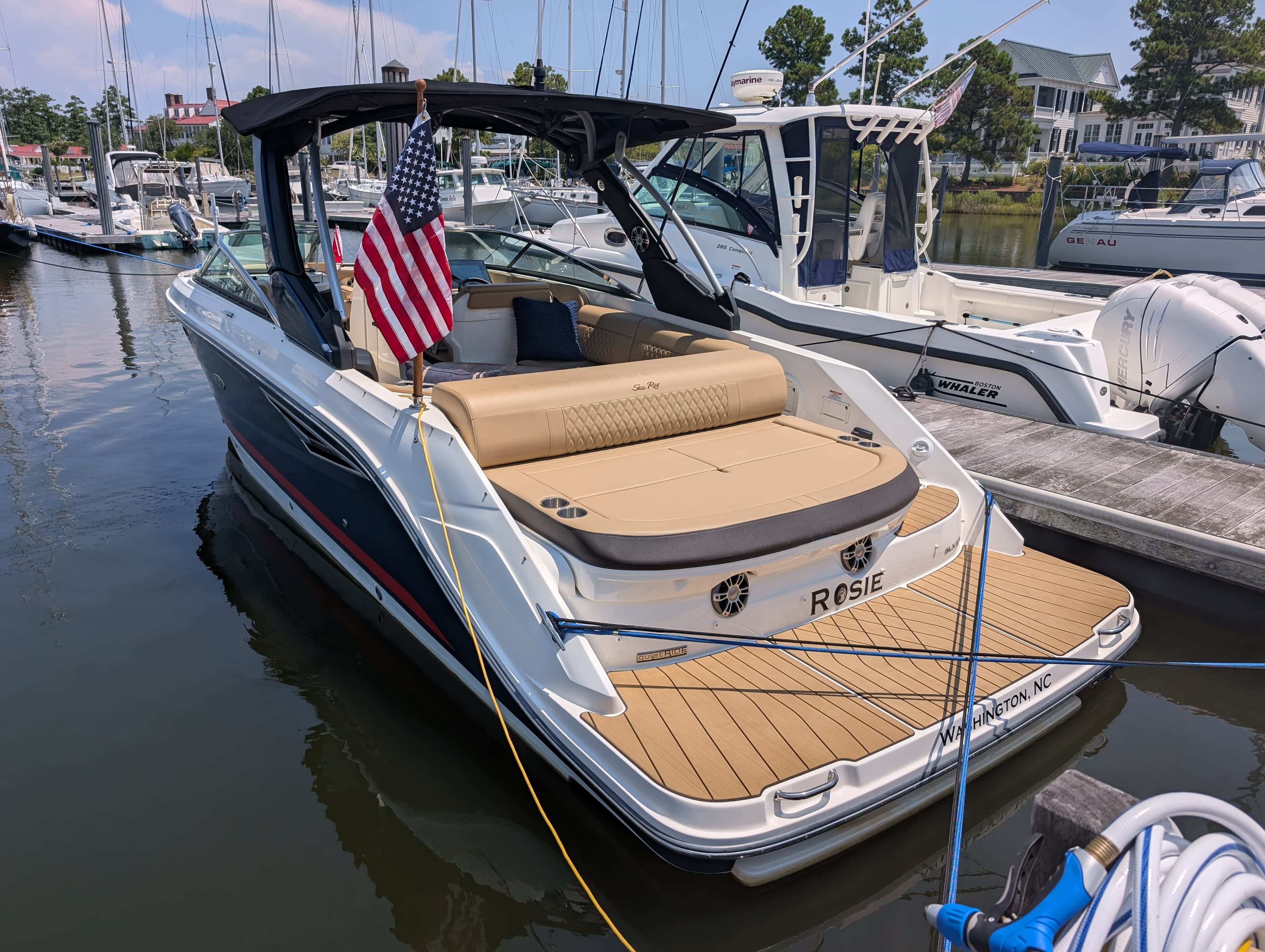 2023 Sea Ray 280 SLX thumbnail 1