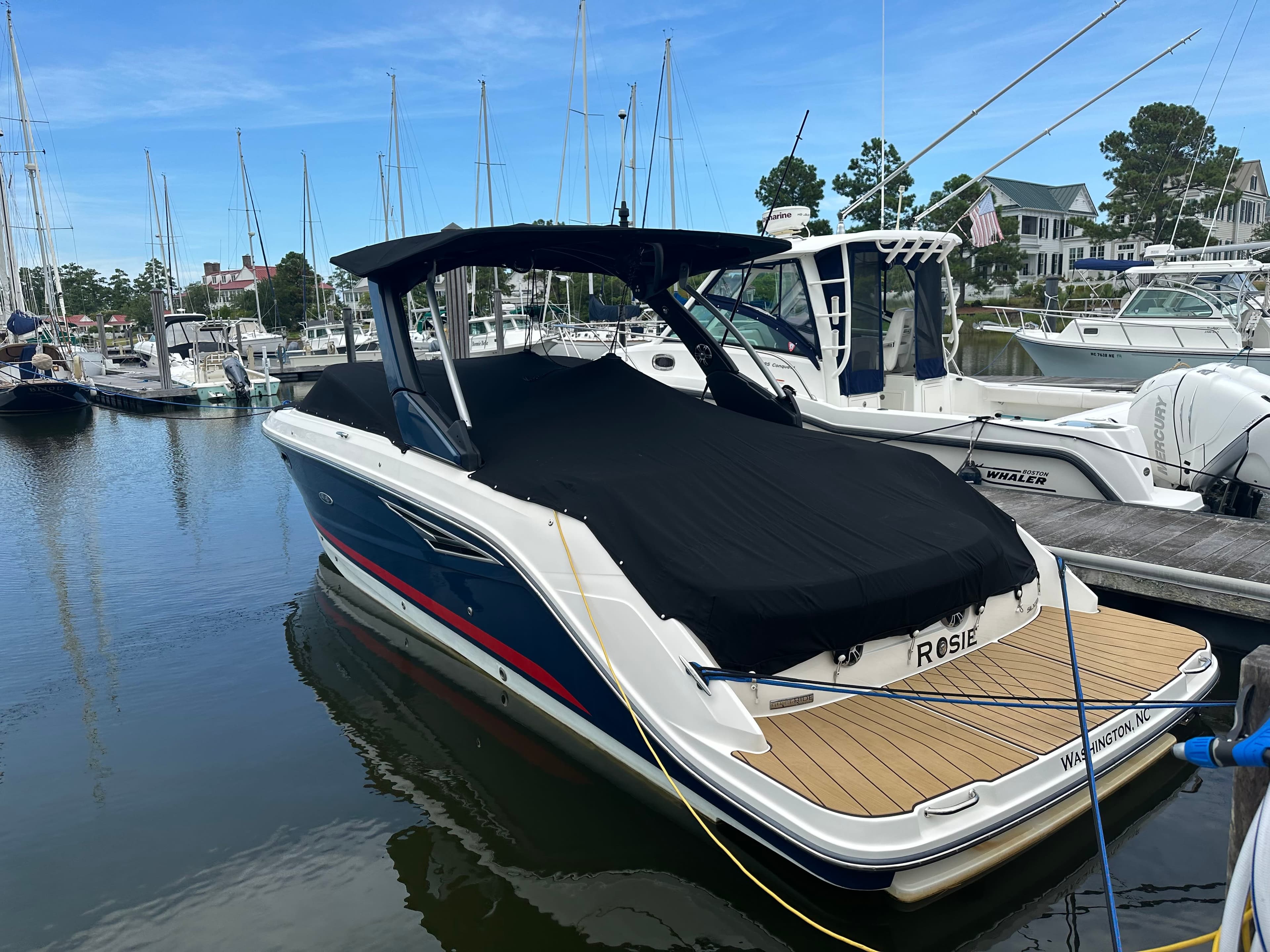 2023 Sea Ray 280 SLX thumbnail 2