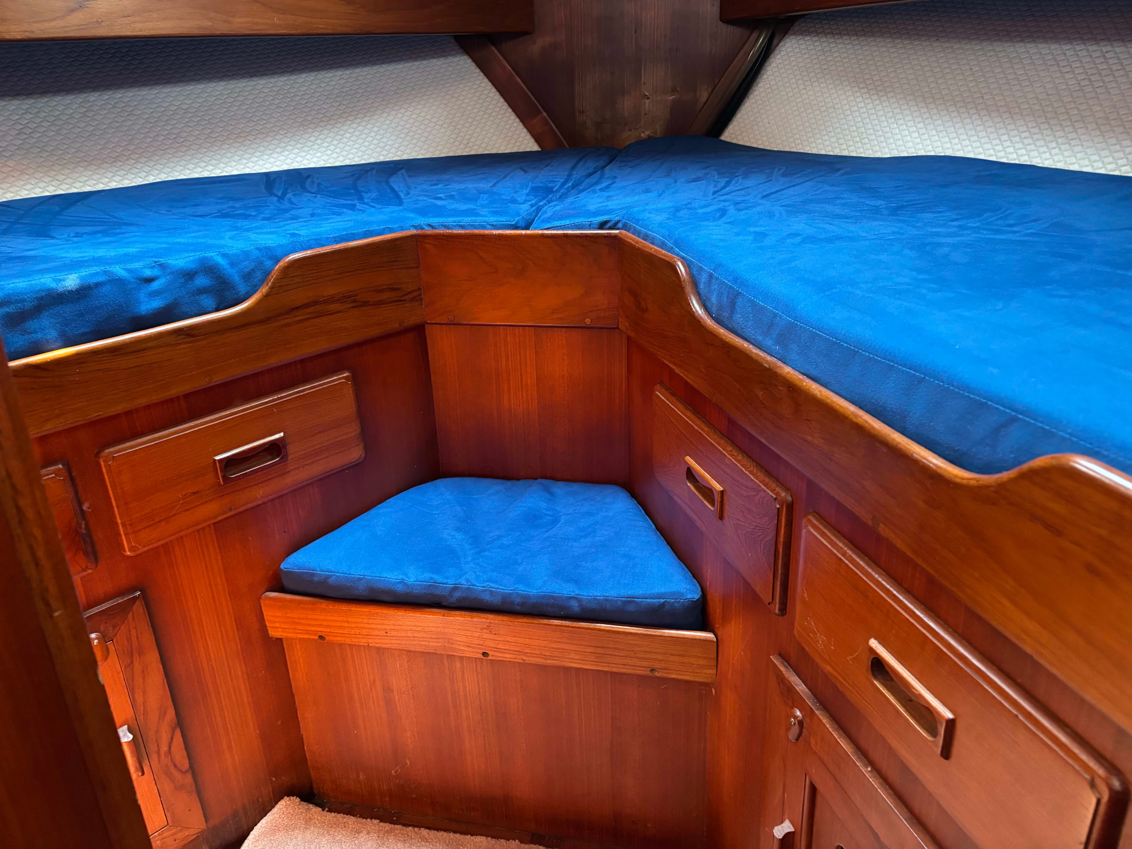 1981 Albin Trawler 644253 thumbnail 2