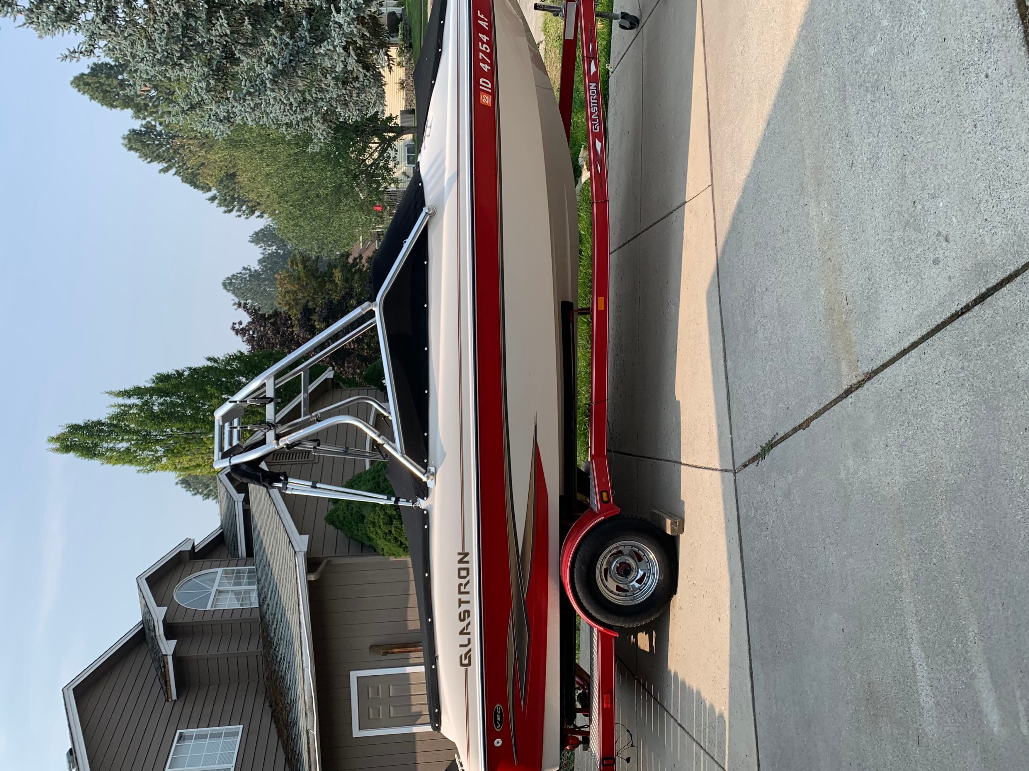 2003 Glastron GX 205