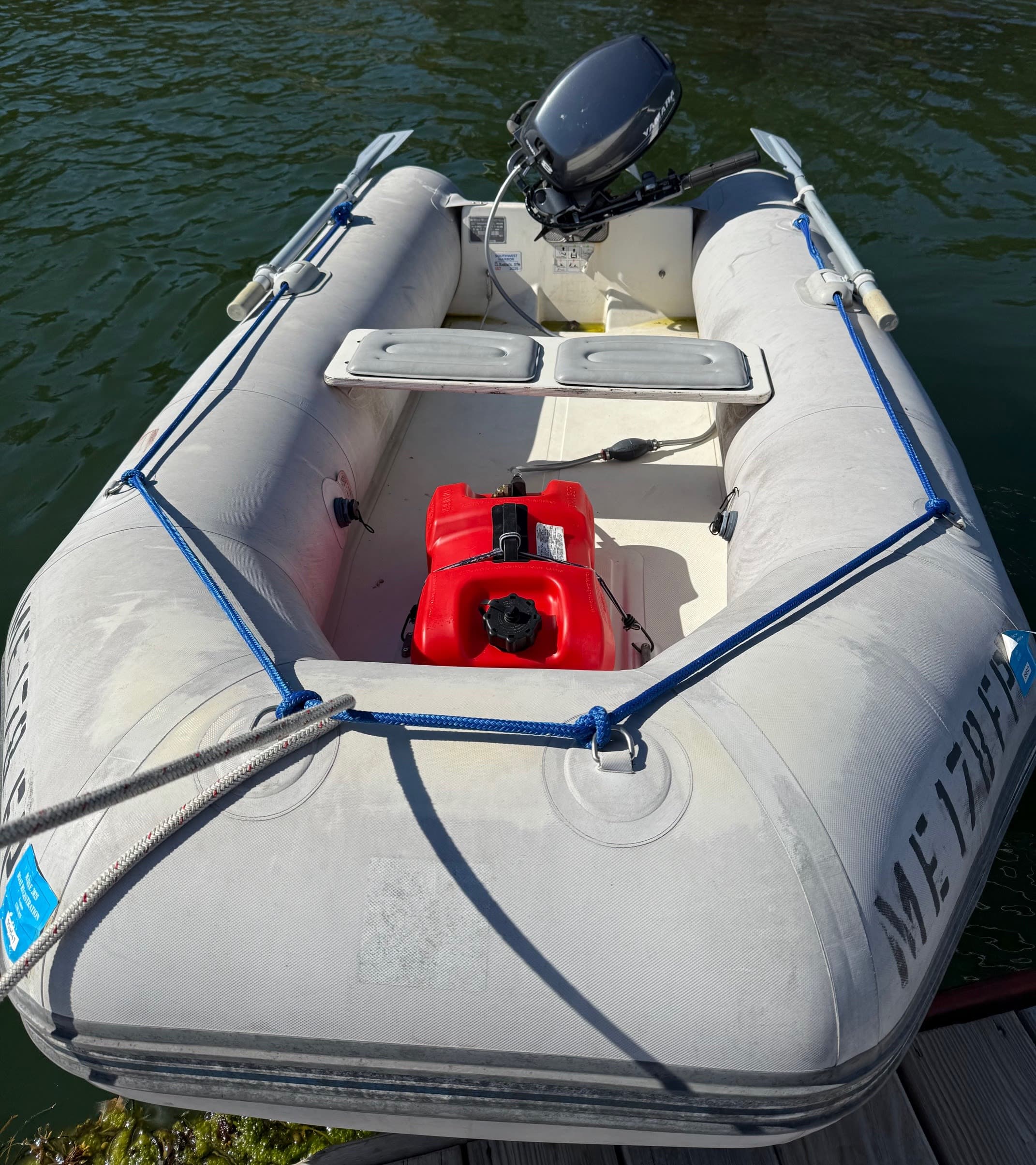 2011 West Marine Inflatable w/ Yamaha 8 HP 4 Stroke 10' 2" Rib 310 & Yamaha 8 HP 4 Stroke Motor