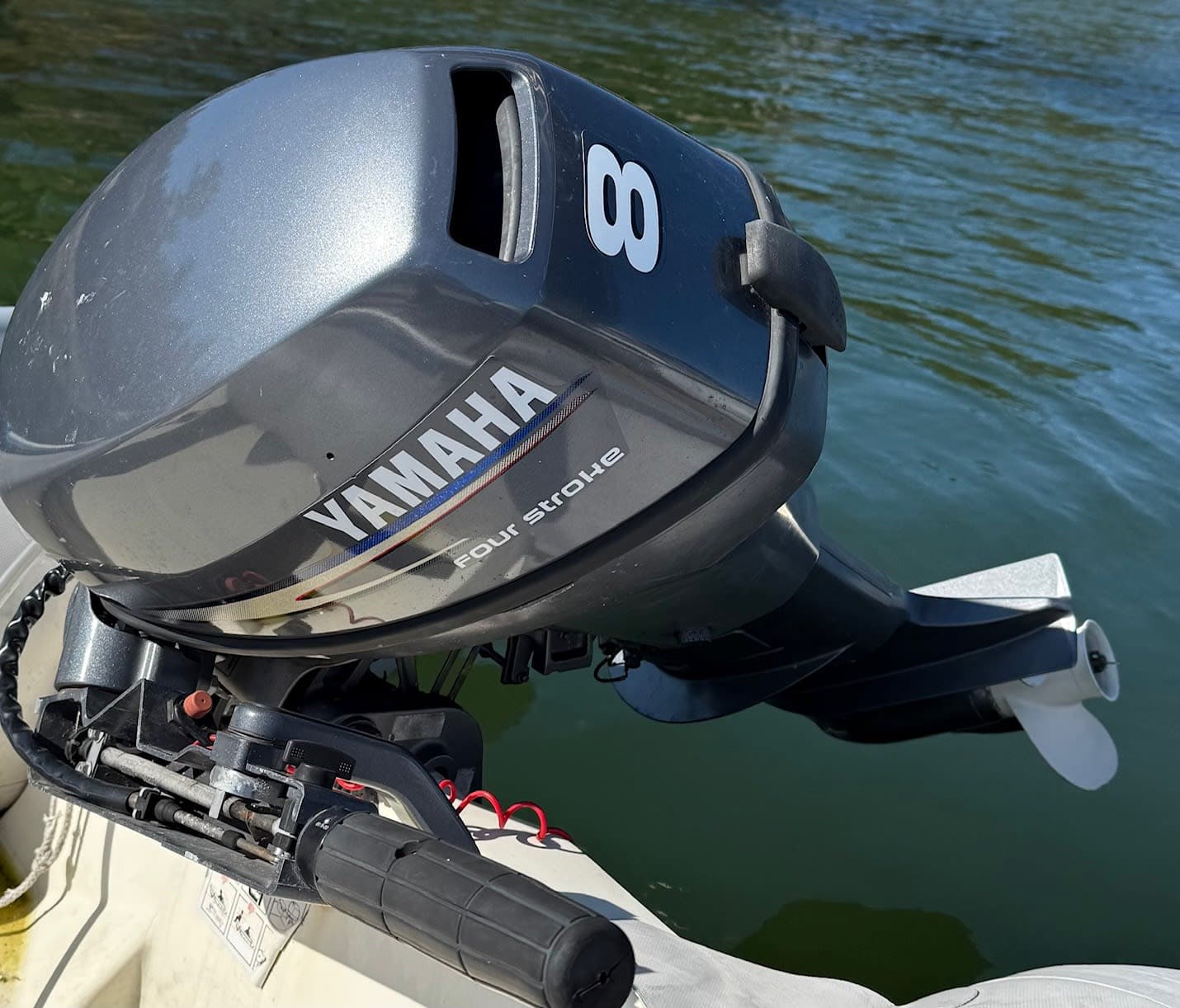 2011 West Marine Inflatable w/ Yamaha 8 HP 4 Stroke 10' 2" Rib 310 & Yamaha 8 HP 4 Stroke Motor thumbnail 1