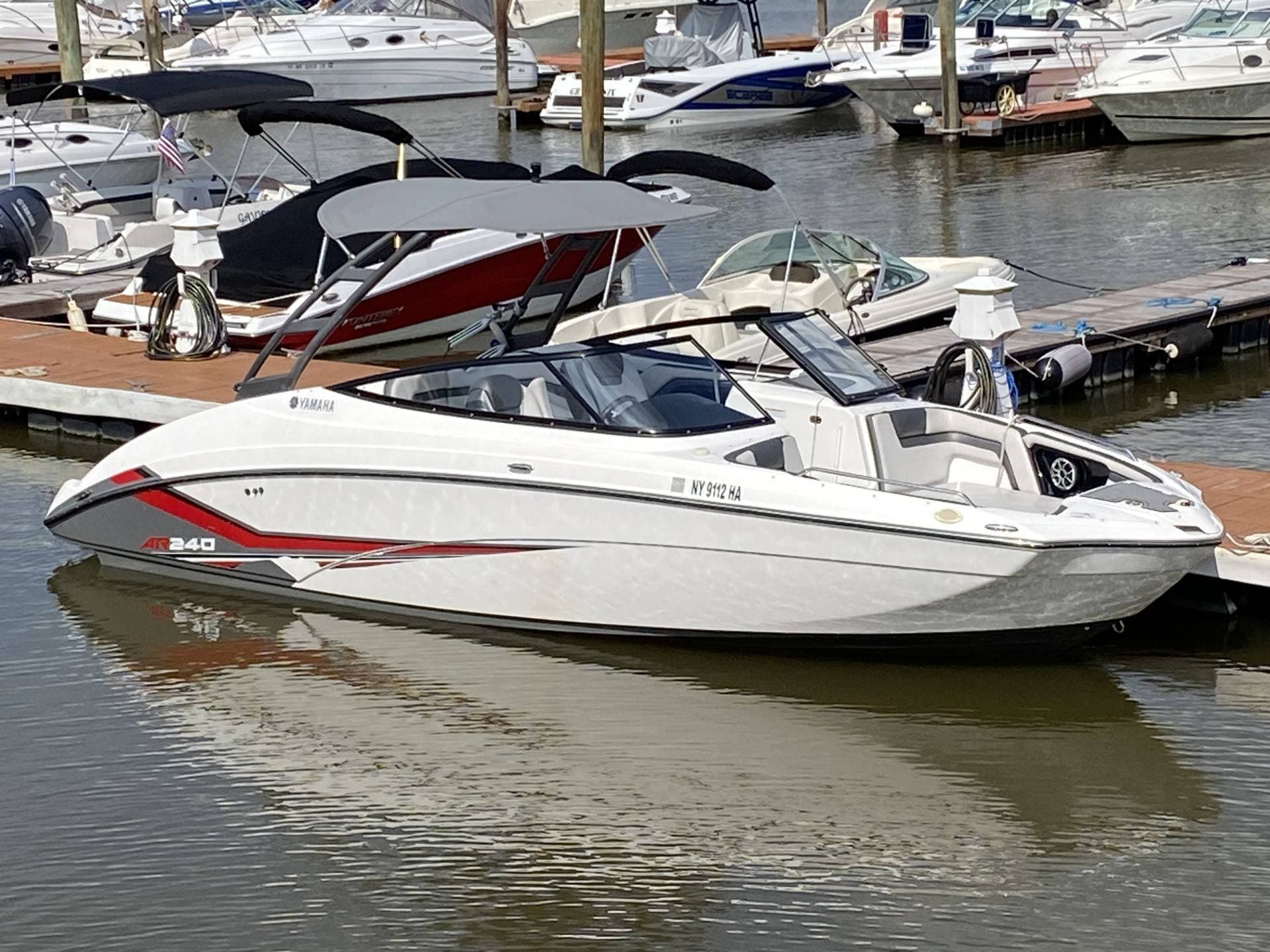 2019 Yamaha AR240