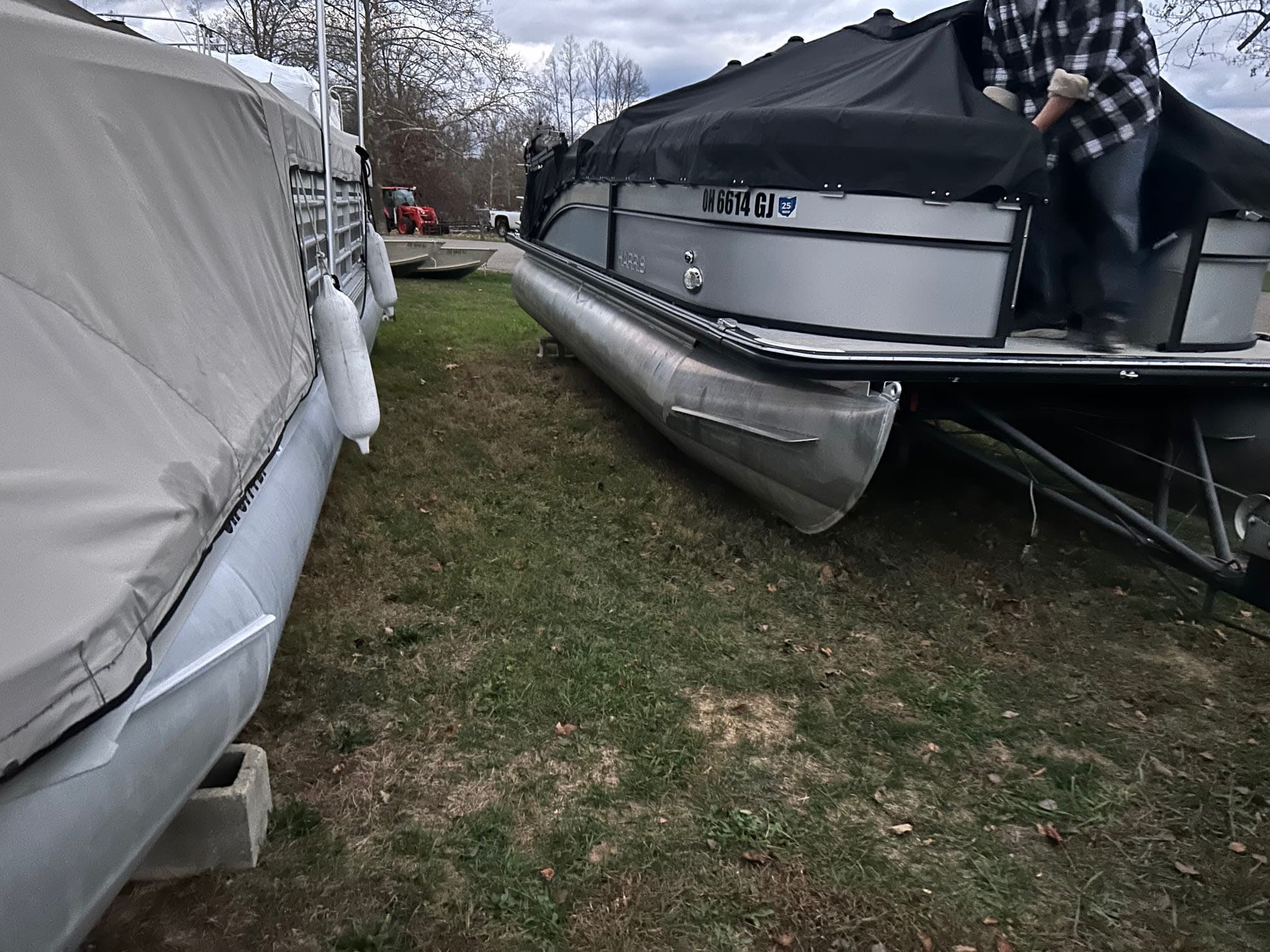 2022 Harris pontoon boat Cruiser HCX 23
