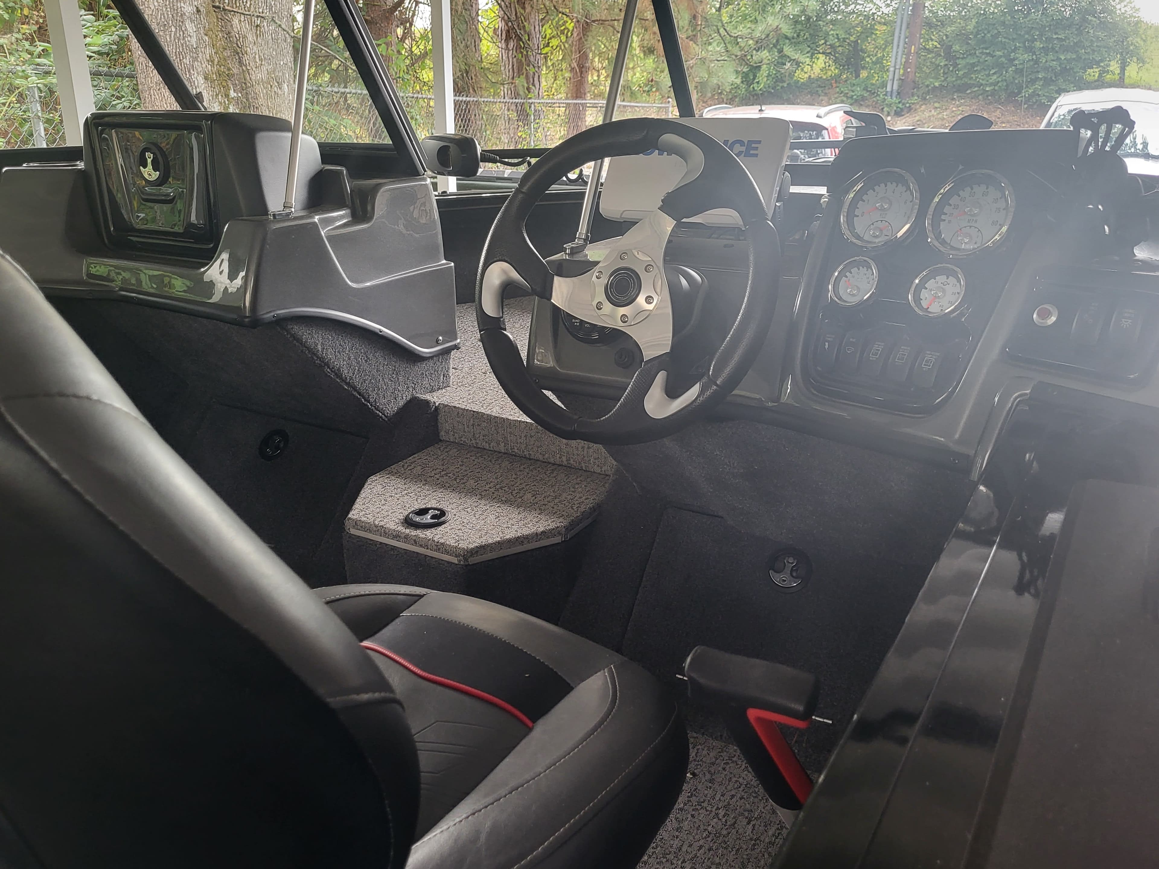 2021 Tracker Targa 18 thumbnail 2