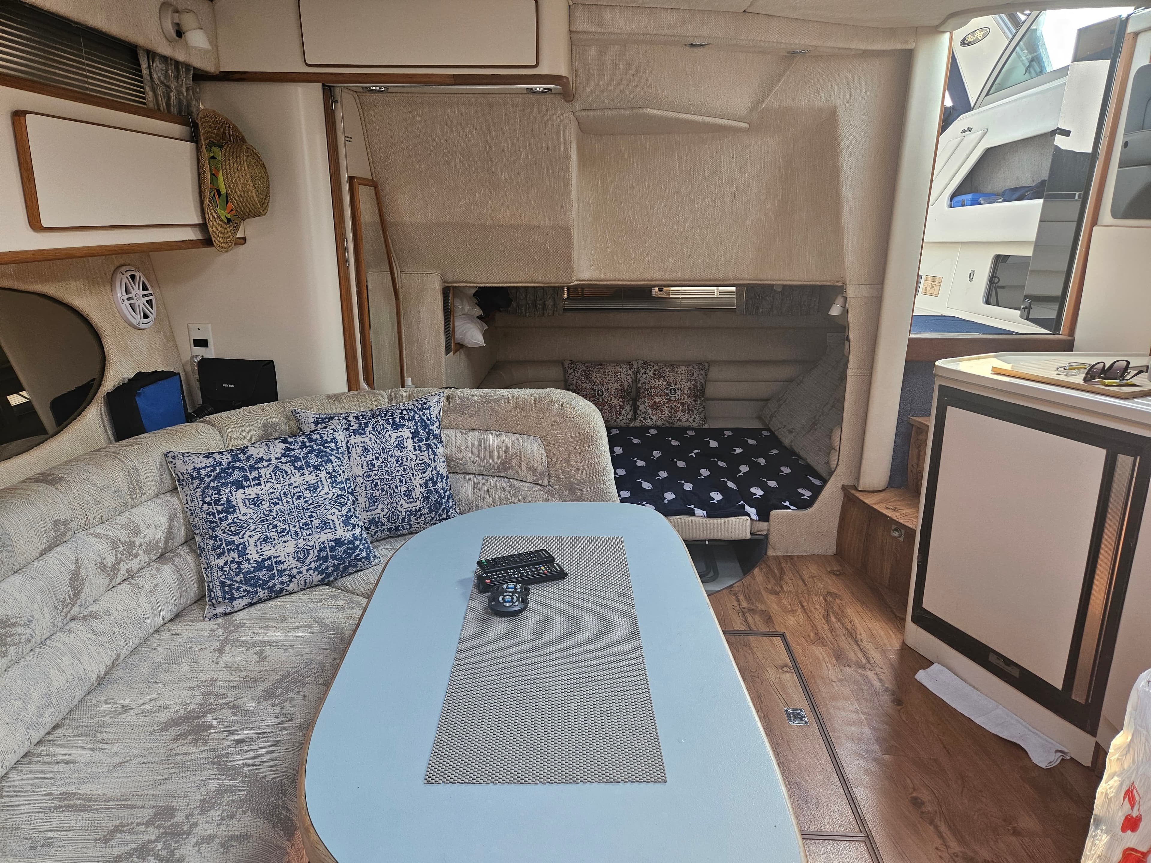 1993 SeaRay 370 Sundersend thumbnail 2