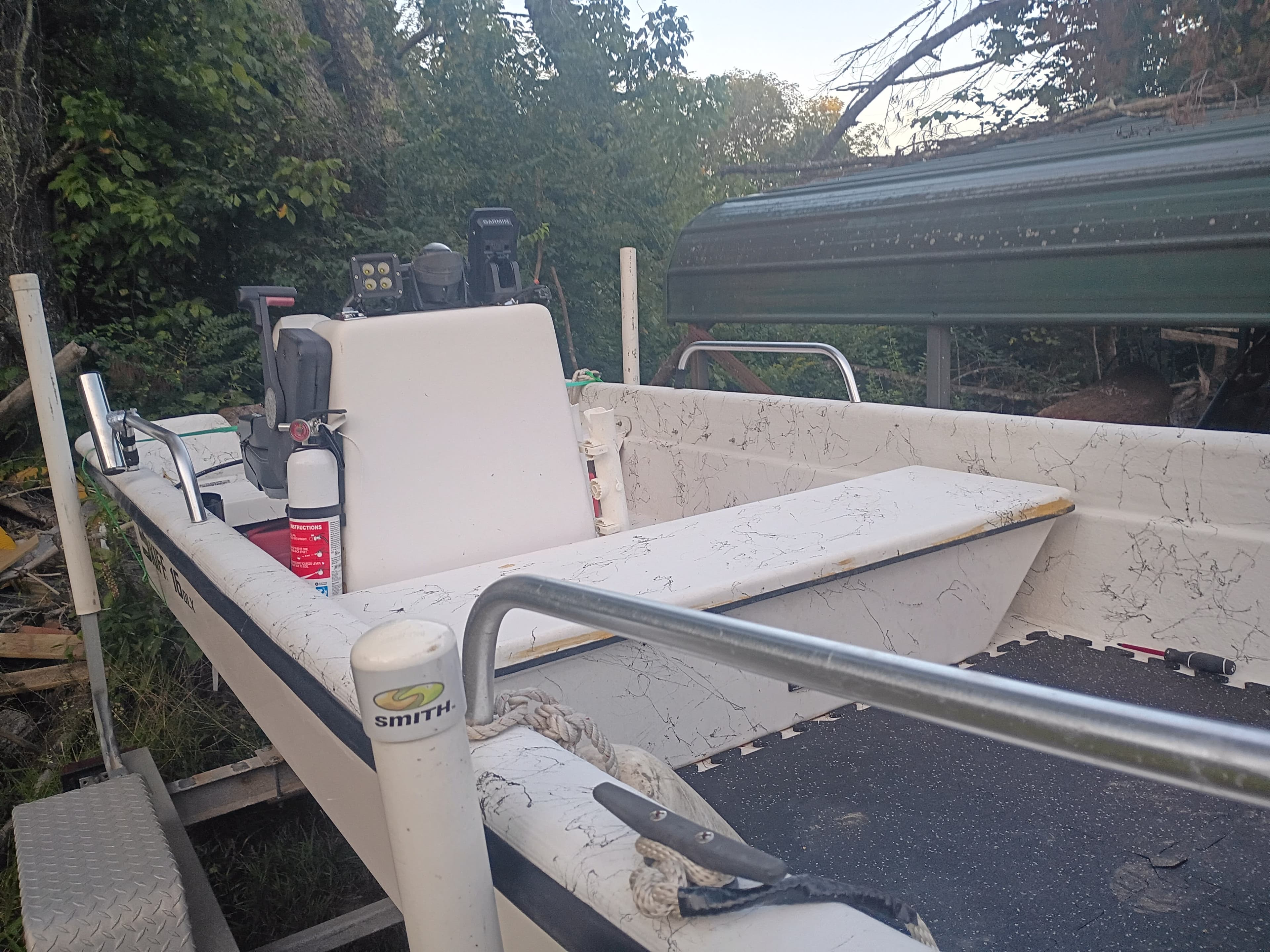 2004 Carolina skiff 1655 dlx thumbnail 1