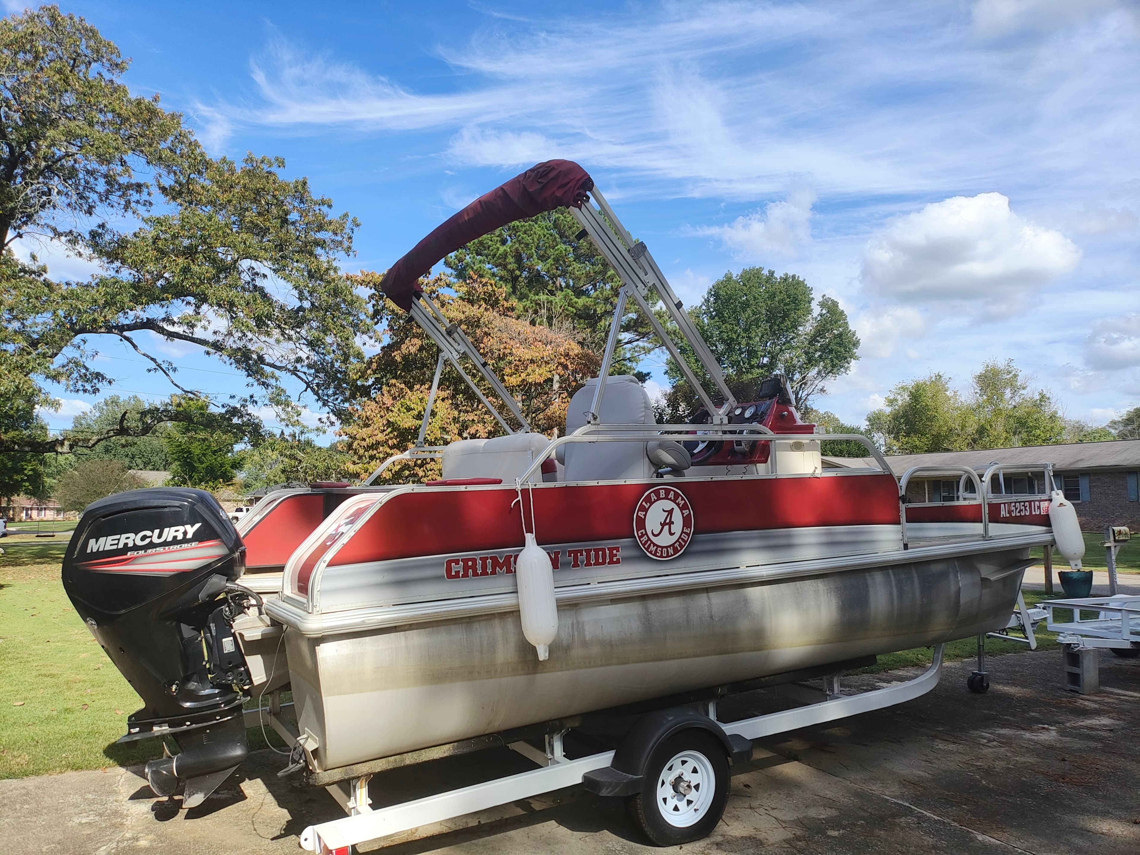 2009 Voyager Sportsman-Fishing