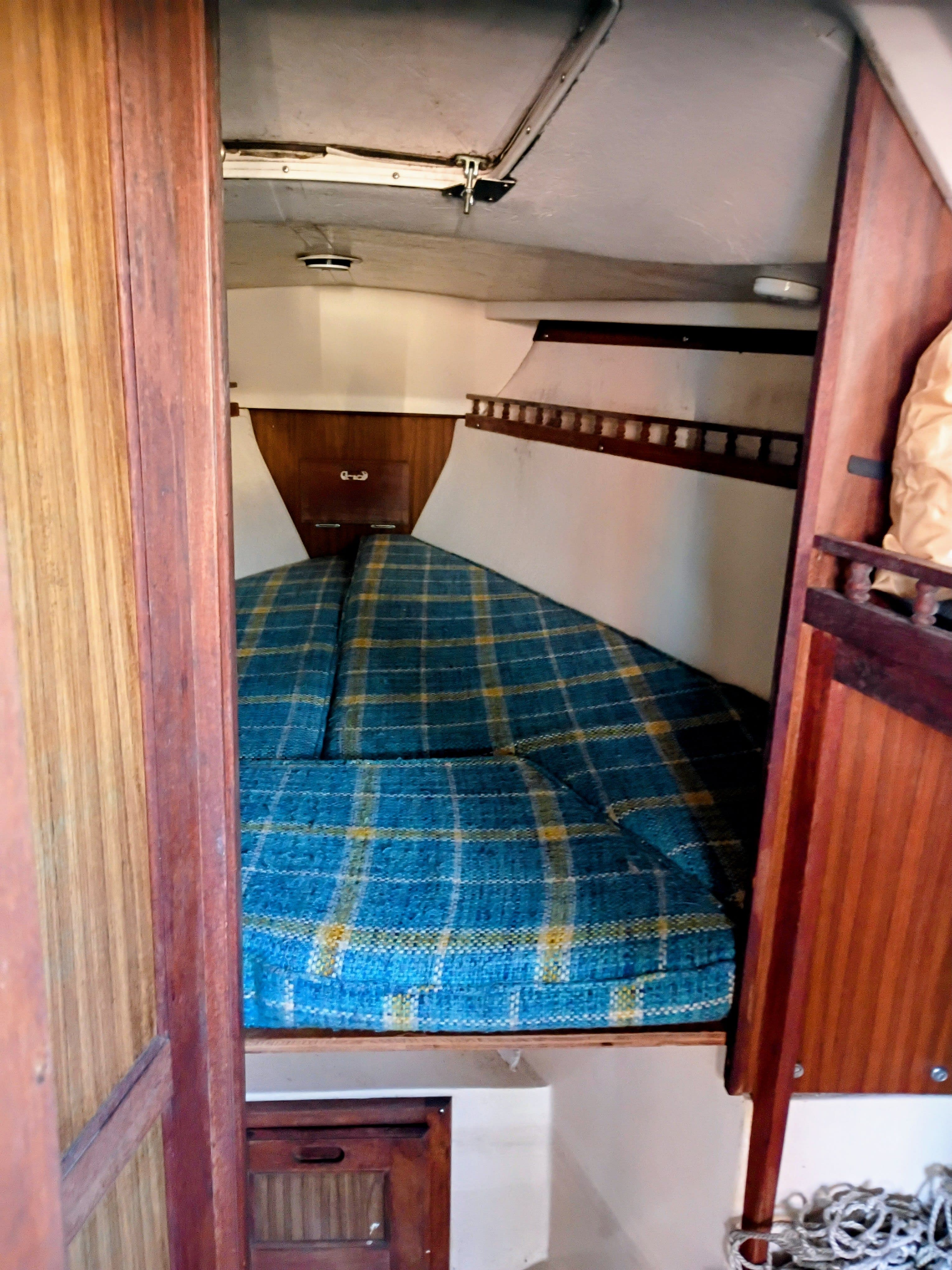 1976 Catalina Catalina 30 thumbnail 1