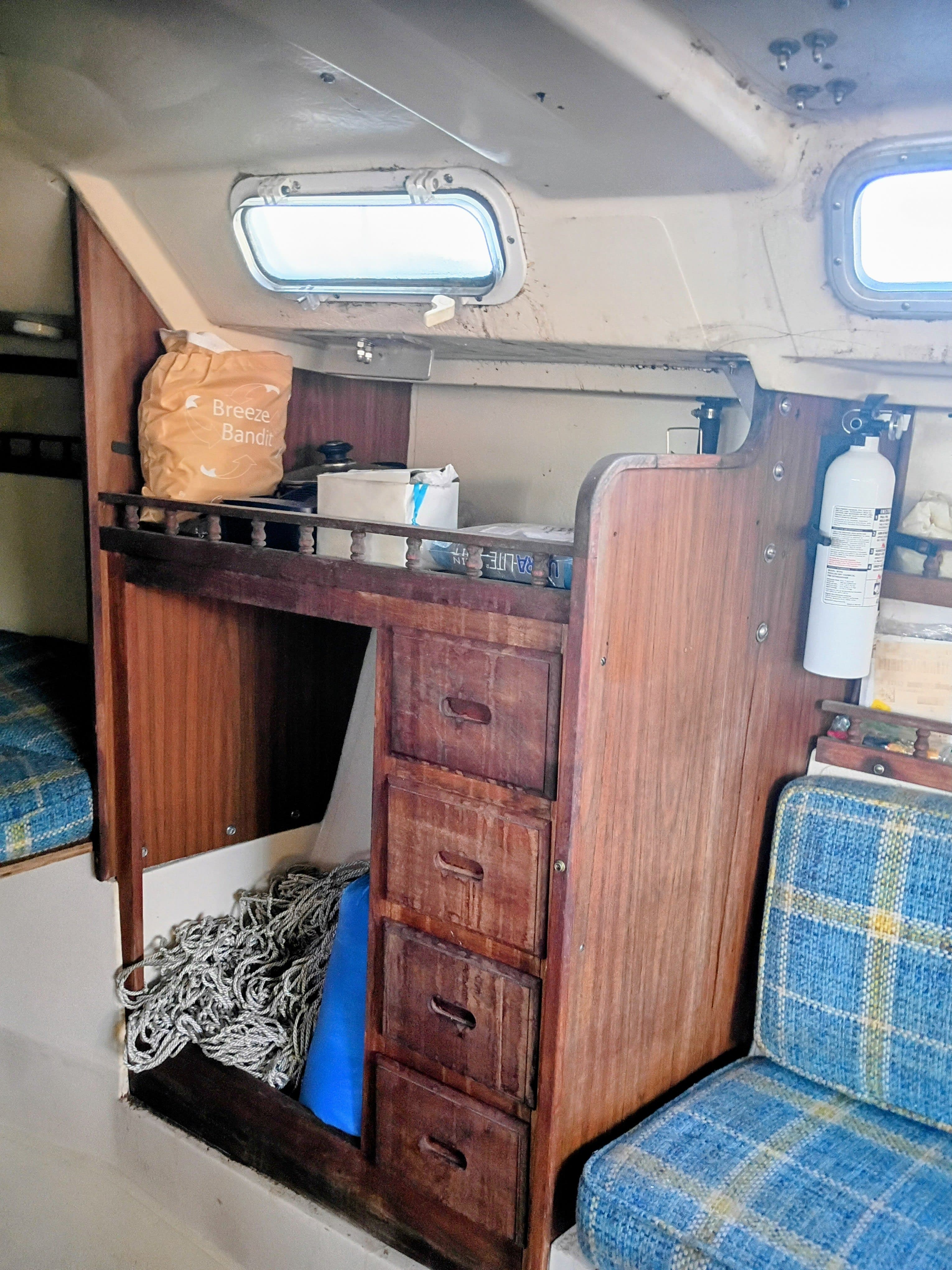 1976 Catalina Catalina 30 thumbnail 2