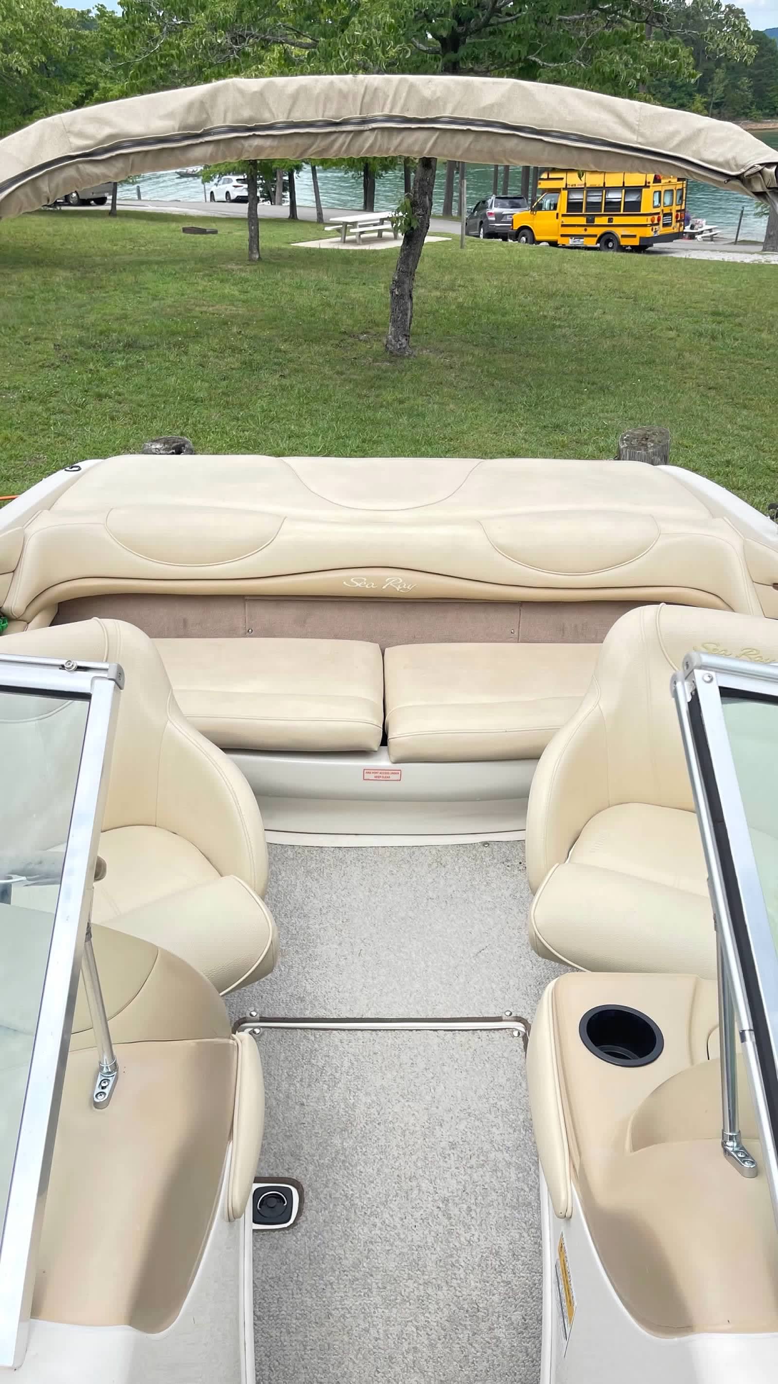 2000 Sea Ray 190 BR Signature thumbnail 2