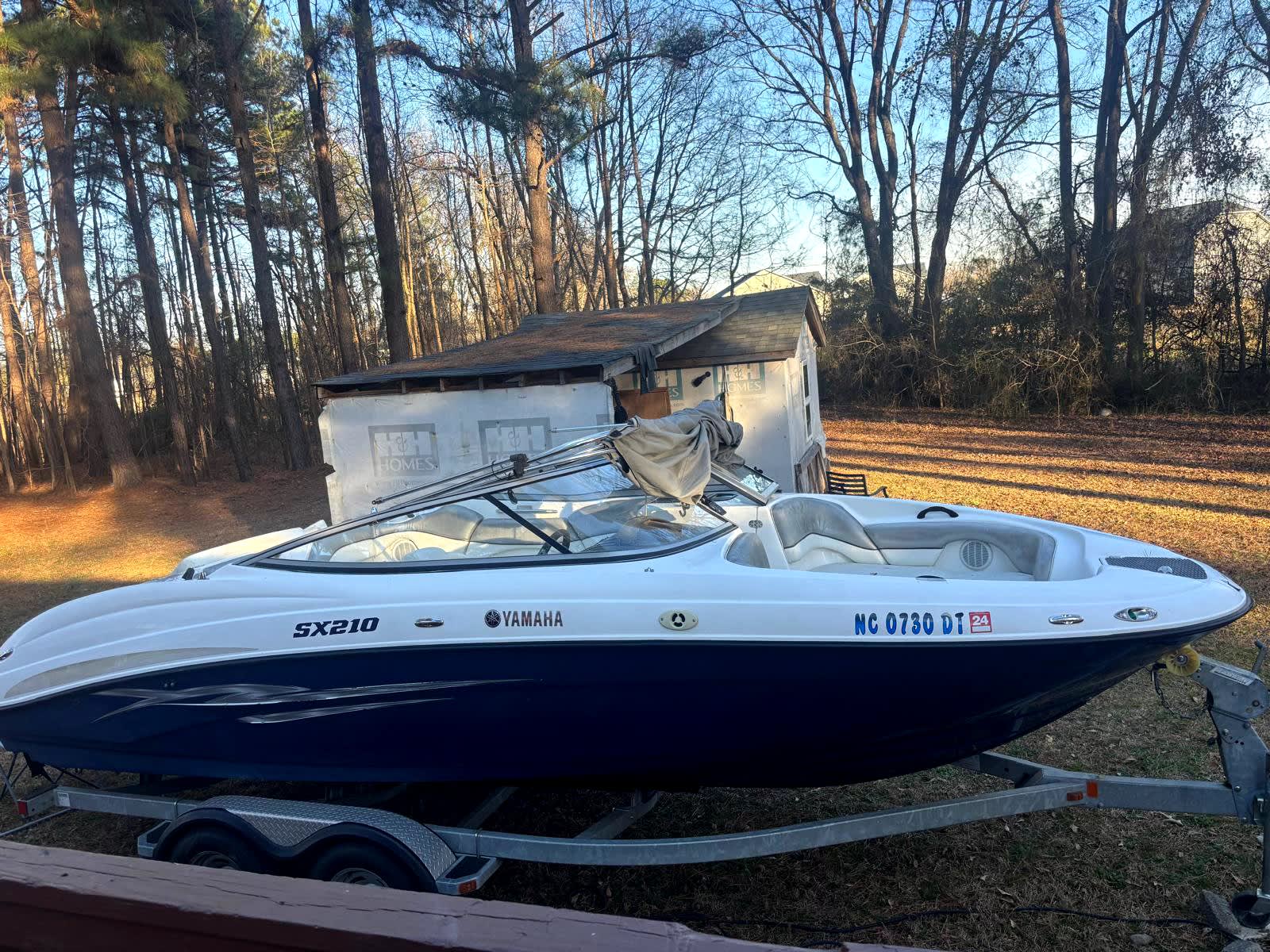 2011 Yamaha SX210