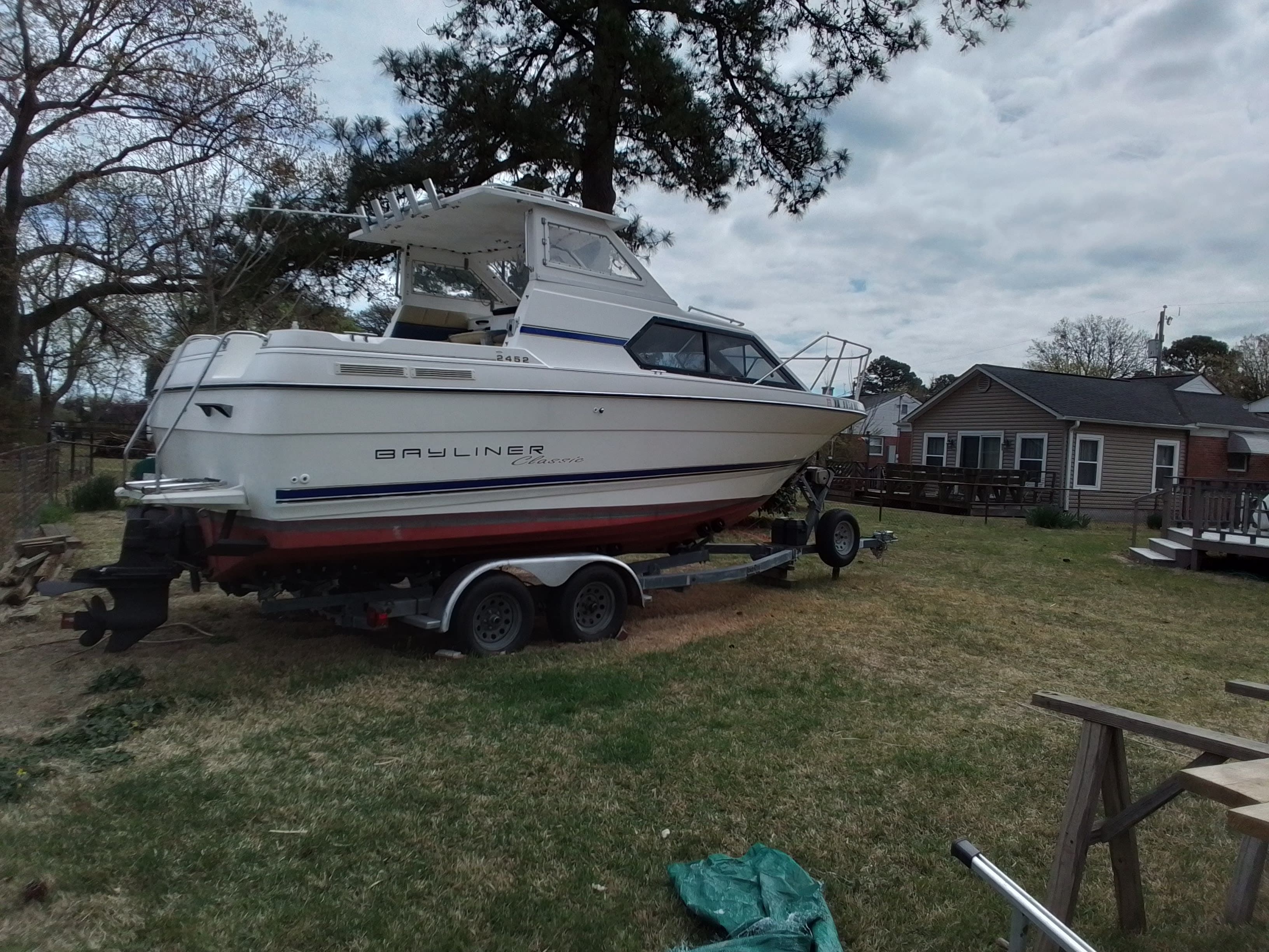 1995 Bayliner 2452 Classic thumbnail 2