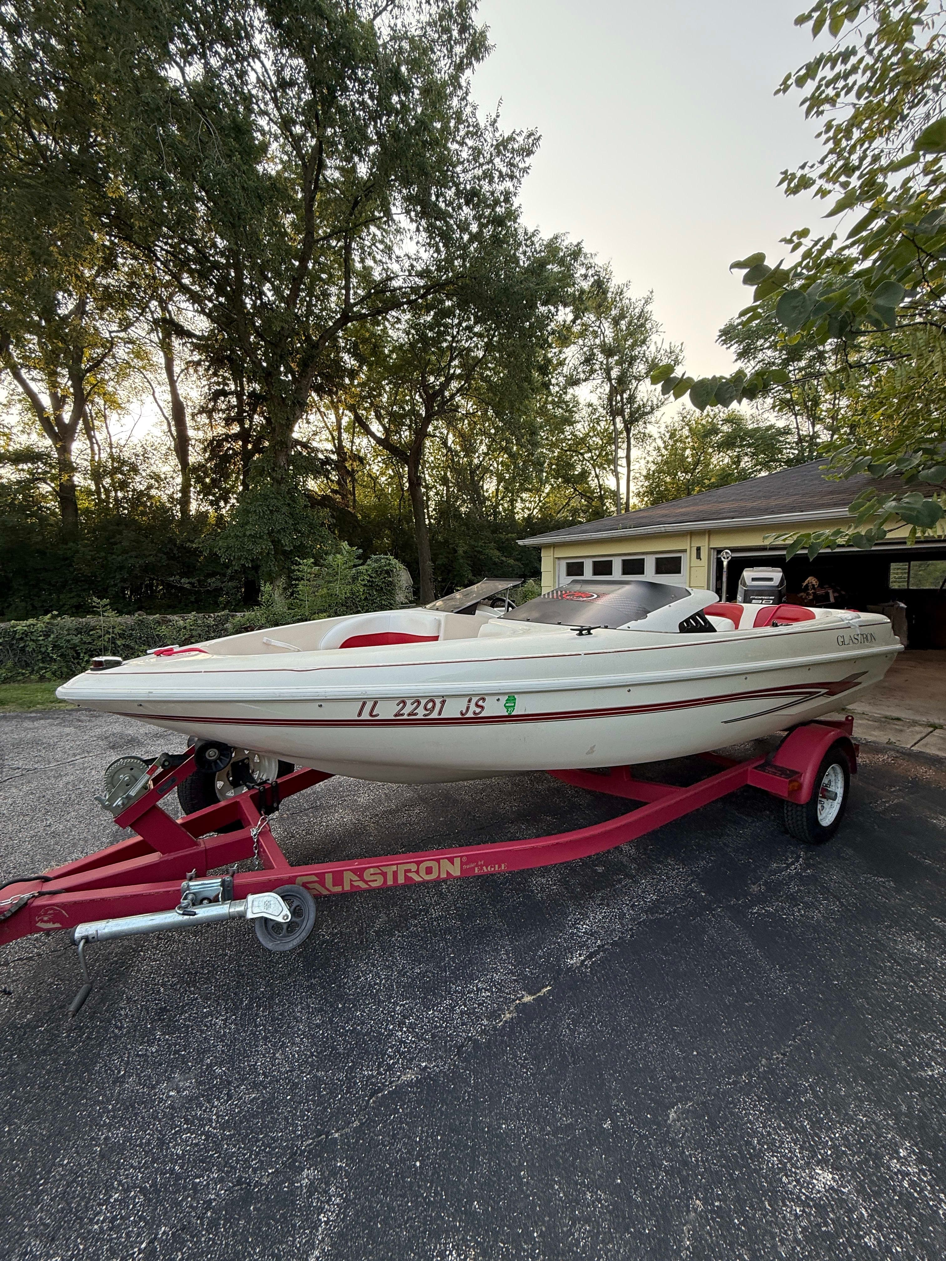 1996 Glastron GS160
